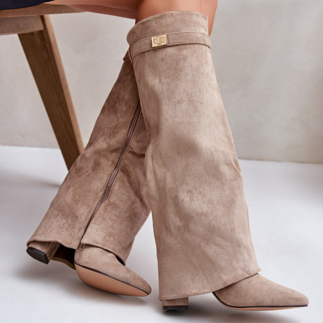 Hayden Livia | Suede Boots